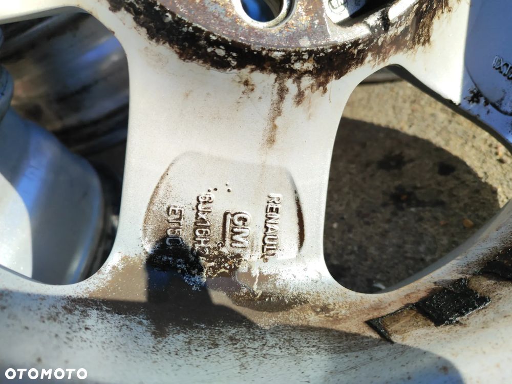 Alufelgi 16" 5x118 Trafic Vivaro Ducato Boxer Jumper Ładne! komplet 4 sztuki, średnica 16", rozstaw śrub 5x118, otwór centrujący 71,1 mm, ET50, szerokość 6", produkcja Ronal. Pasują do takich aut jak Renault Trafic, Opel Vivaro, Fiat Ducato, Citroen Jumper, Peugeot Boxer, Nissan Primastar. - 7