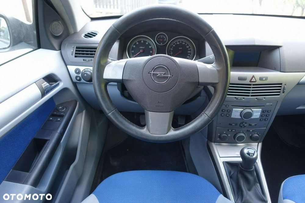 Opel Astra - 14