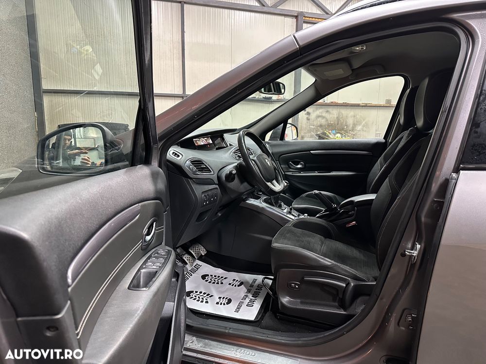 Renault Scenic - 8