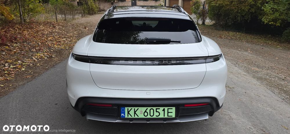Porsche Taycan - 9