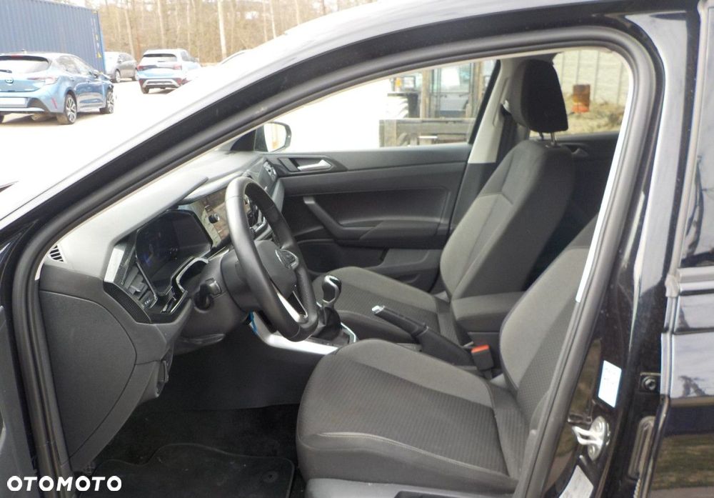 Volkswagen Polo - 22