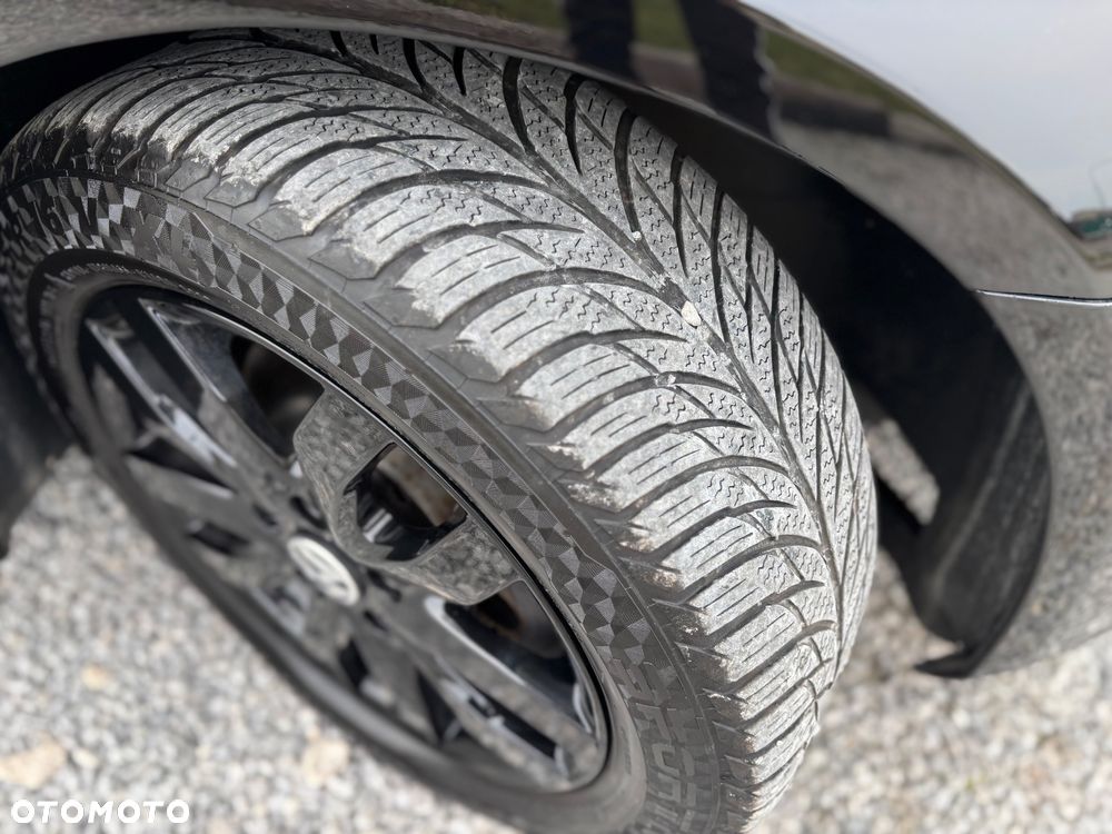 Volkswagen Golf - 18