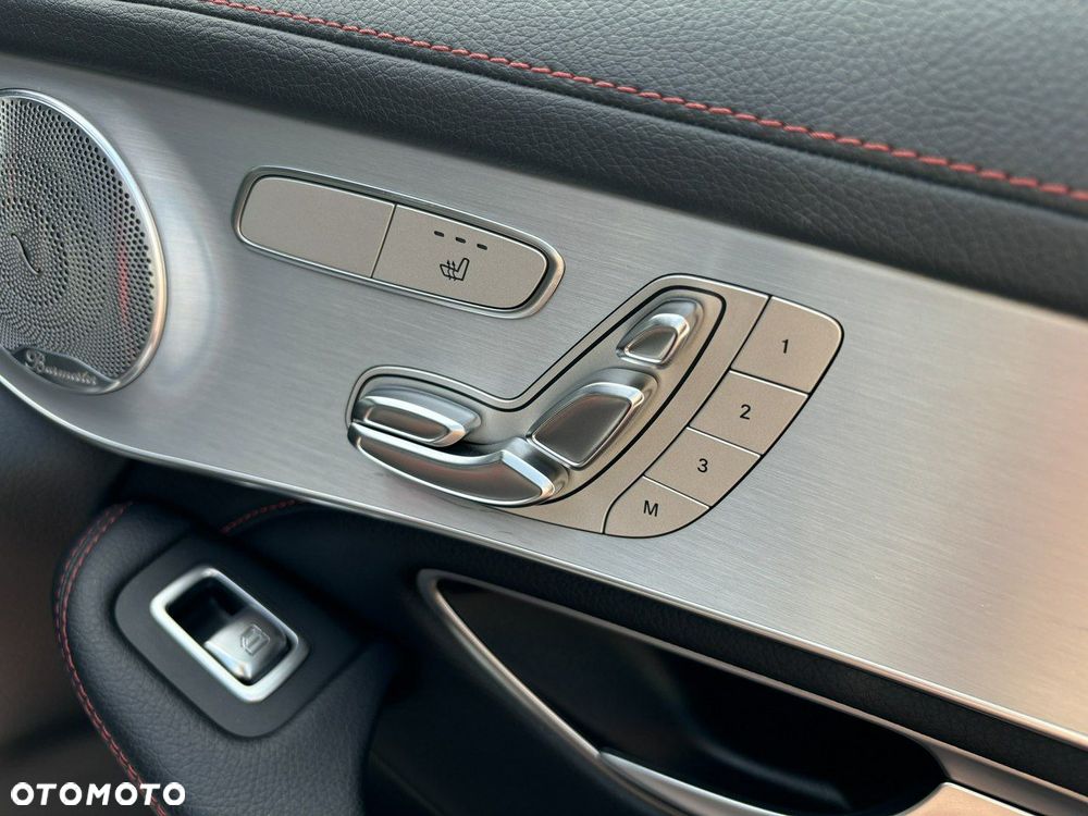 Mercedes-Benz GLC - 31