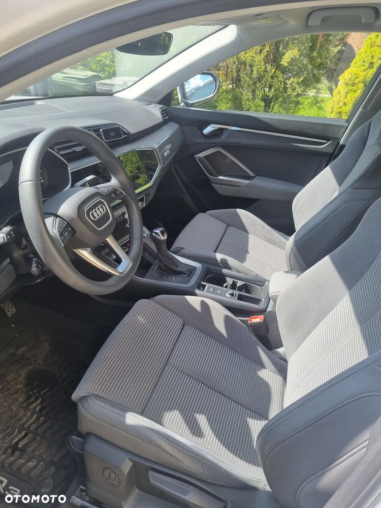 Audi Q3 35 TFSI mHEV S-Line S tronic - 17