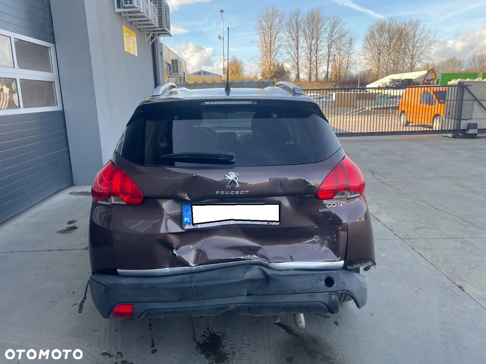 Peugeot 2008 e-HDi FAP 92 EGS6 STOP & START Allure - 4