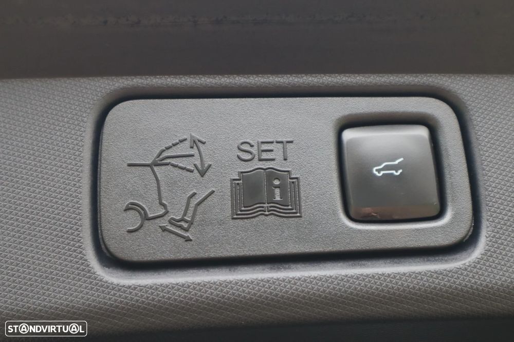 Ford Mustang Mach-E Alargada - 15