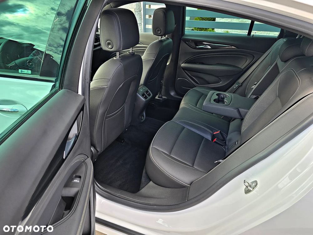 Opel Insignia 2.0 Exclusive - 36