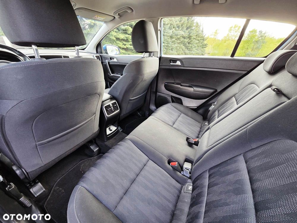 Kia Sportage 1.6 GDI 2WD Attract - 12