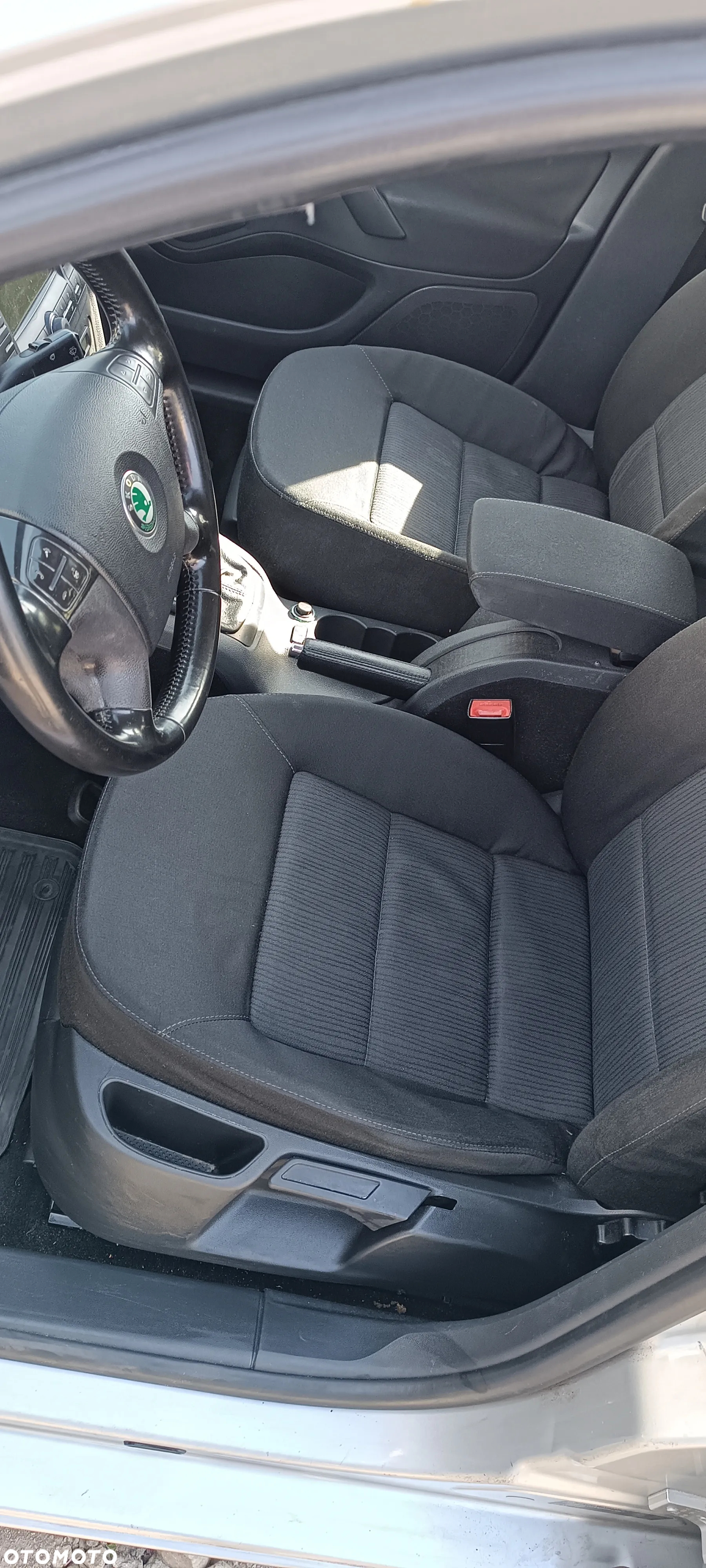 Skoda Octavia 2.0 FSI Elegance - 12