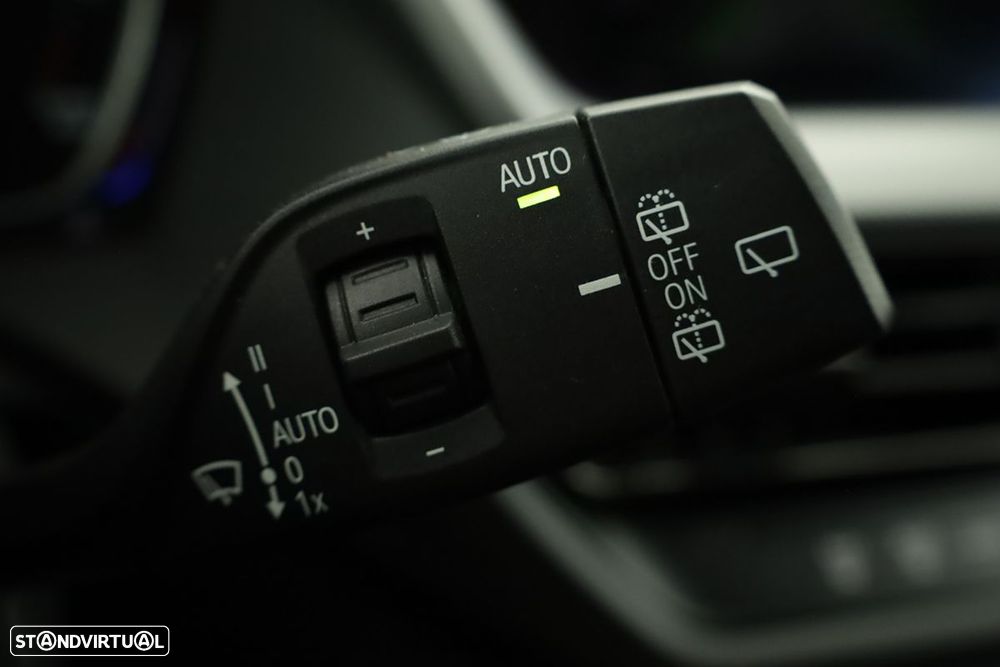 BMW 116 d Pack Desportivo M Auto - 18