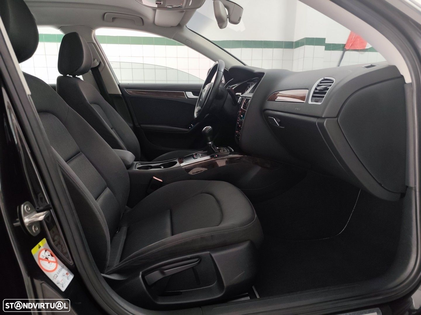 Audi A4 Avant 2.0 TDI exclusive - 11