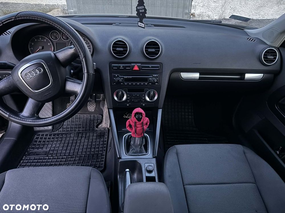 Audi A3 3-drzwiowe 1.6 FSI Ambiente - 10