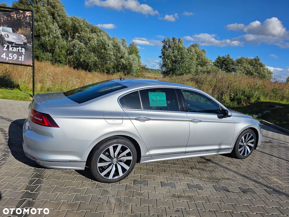 Volkswagen Passat 2.0 TSI 4Mot Highline DSG - 29
