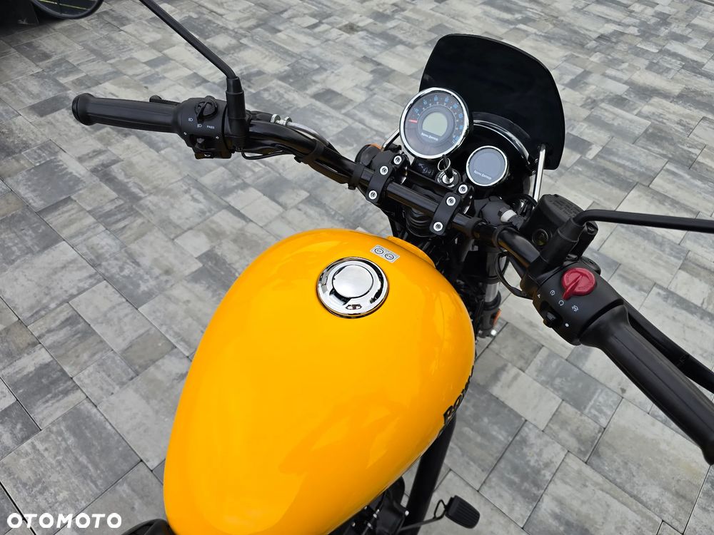 Royal Enfield Meteor - 19