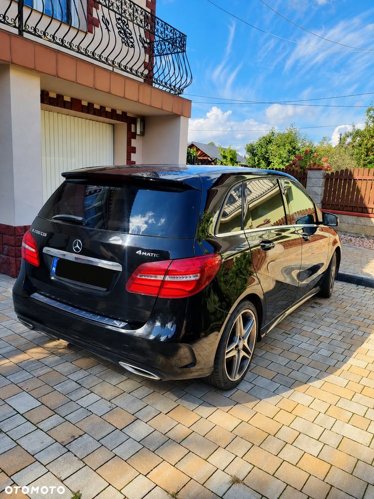 Mercedes-Benz B-Class 2015 photo 4