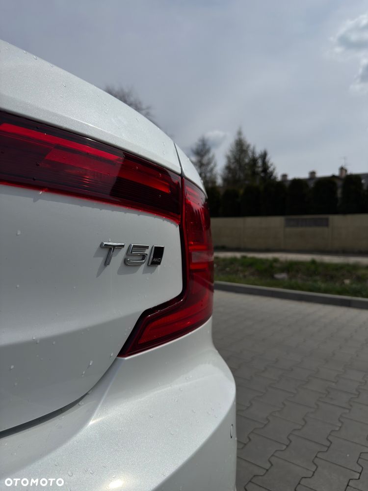 Volvo S90 T5 Geartronic Momentum Pro - 22