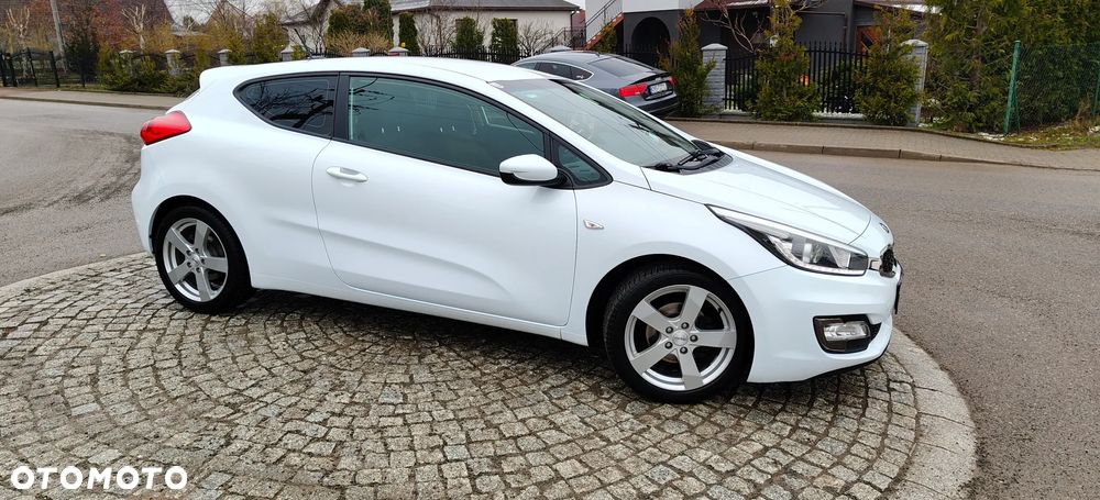 Kia ProCeed 1.4 XL - 2