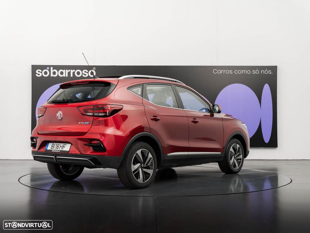 MG ZS EV 50.3 kWh Luxury - 6