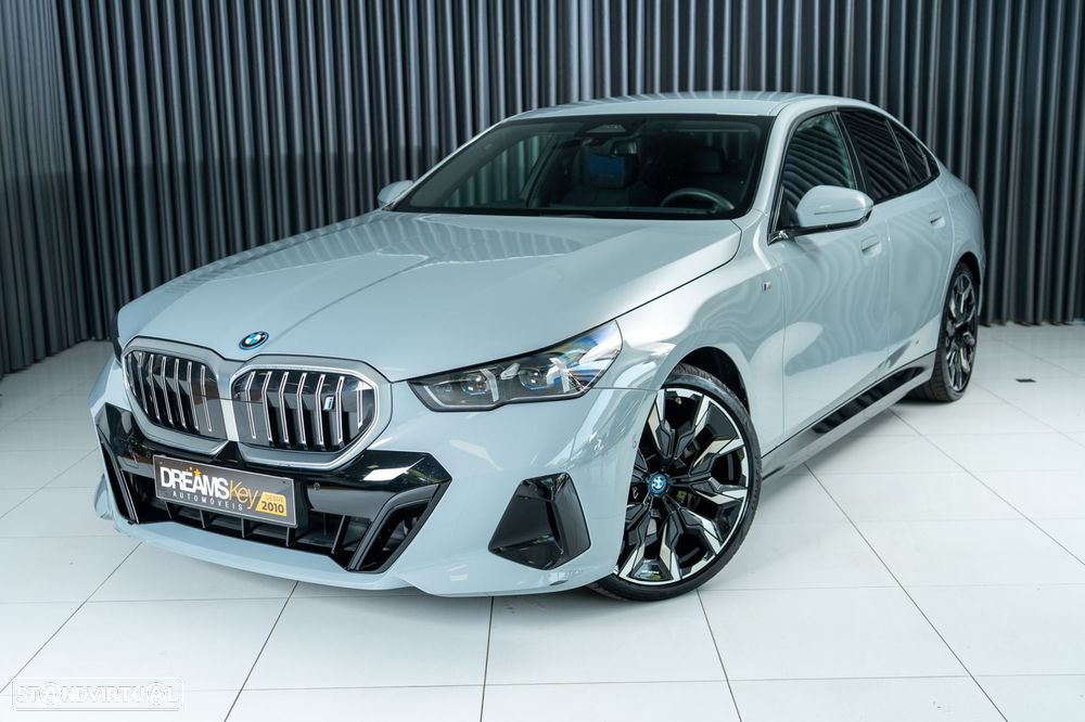 BMW i5 eDrive40 Pack Desportivo M - 22