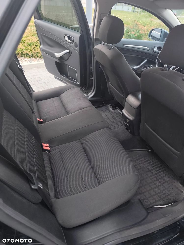 Ford Mondeo 2.0 TDCi Titanium - 5