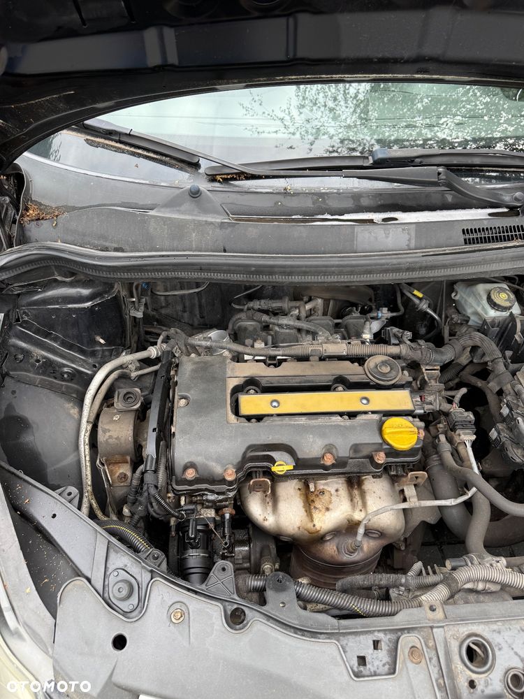 Opel Corsa 1.2 16V Enjoy - 18