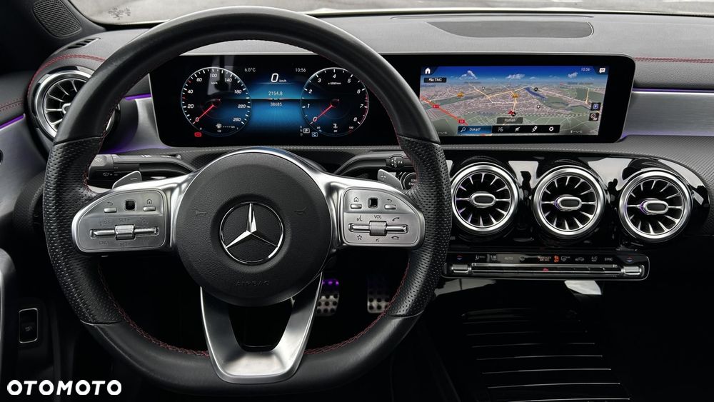 Mercedes-Benz CLA 220 4-Matic AMG Line 7G-DCT - 14