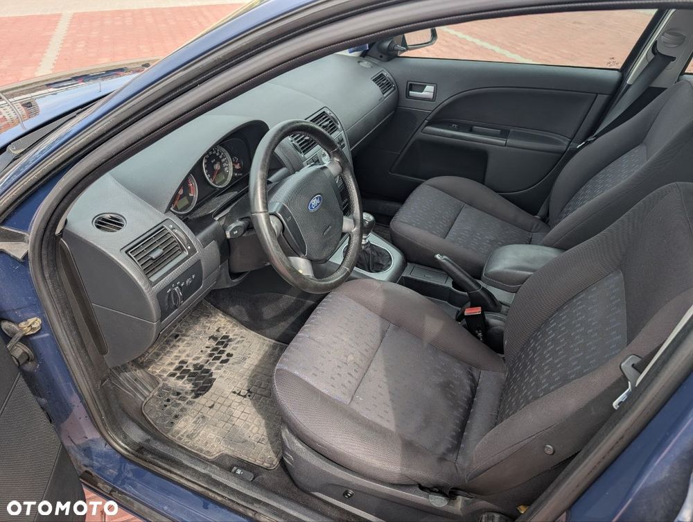 Ford Mondeo 1.8 Ambiente - 9