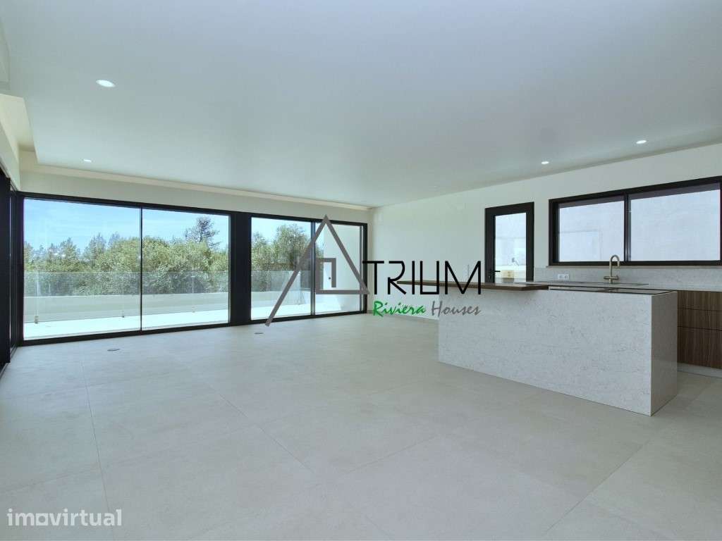 Arrendamento moradia T4 +1 nova com piscina e vista para o parque n... - Grande imagem: 5/33