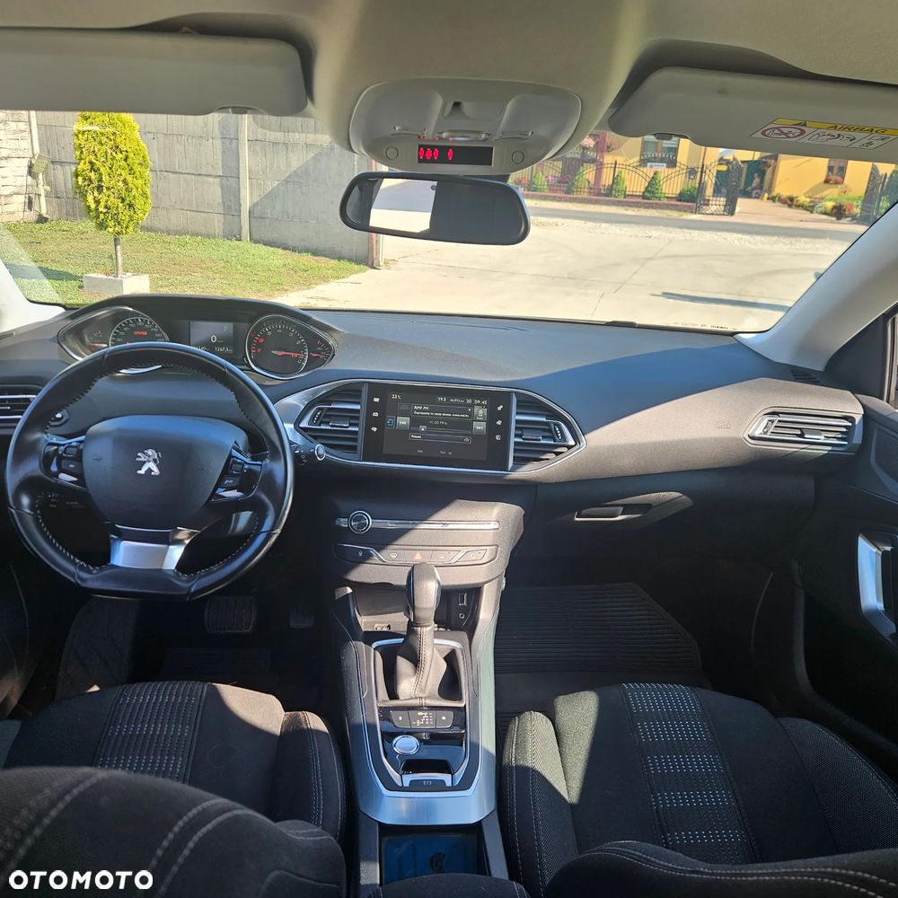 Peugeot 308 - 6