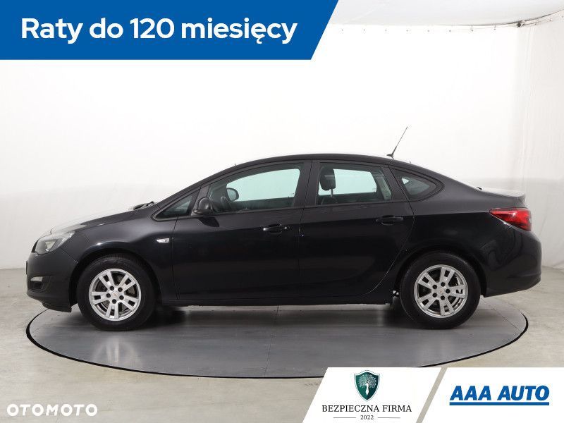 Opel Astra - 4