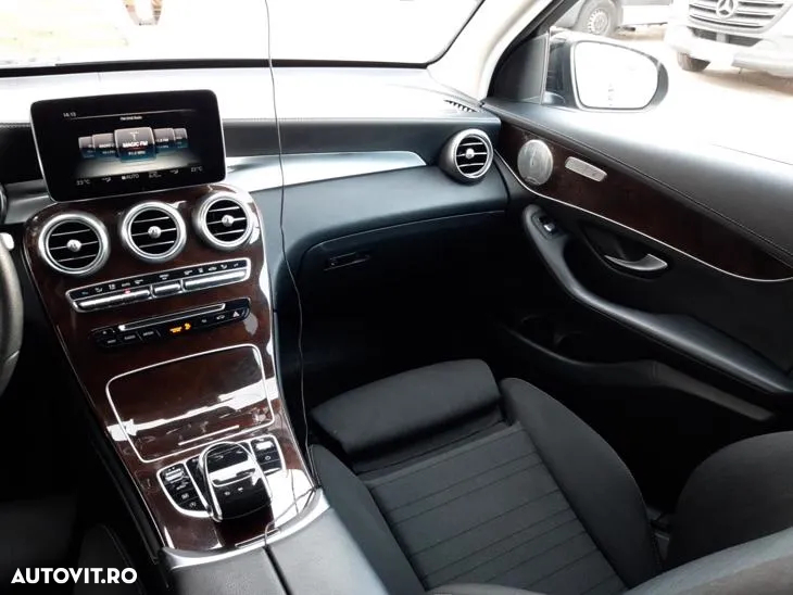 Mercedes-Benz GLC 250 d 4MATIC - 18