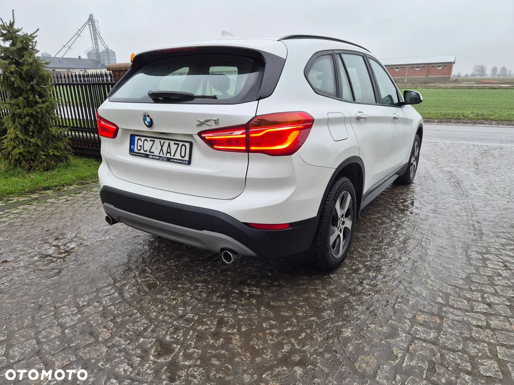 BMW X1 sDrive18d - 3