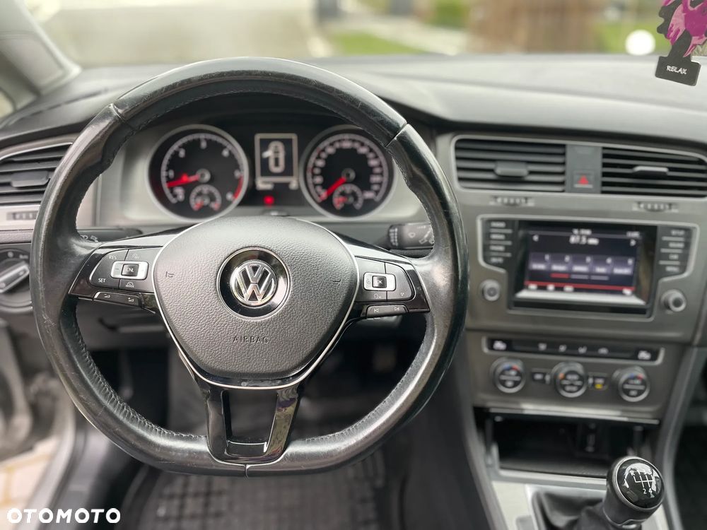 Volkswagen Golf 1.6 TDI BlueMotion Trendline - 12