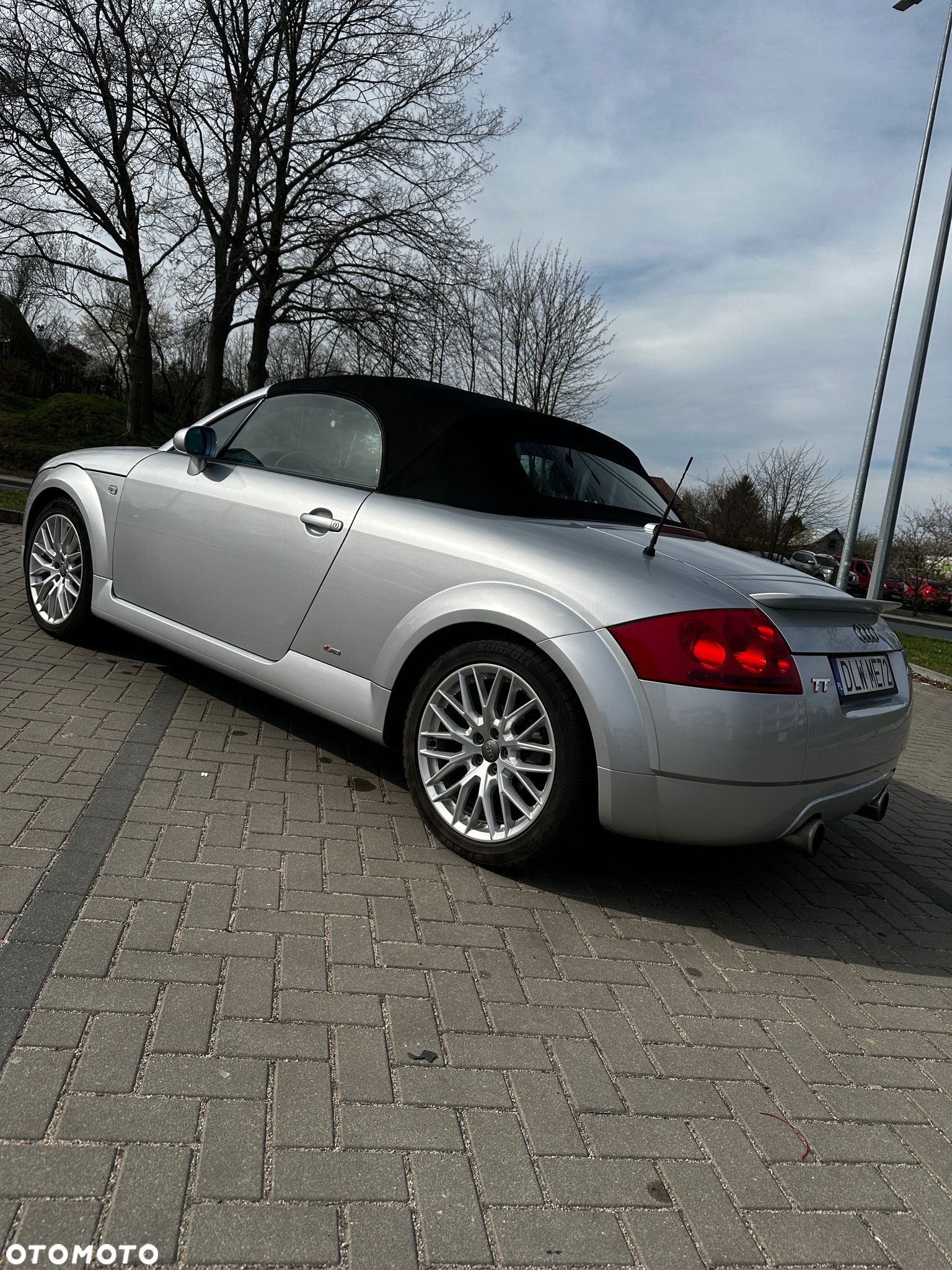 Audi TT Coupé Roadster 1.8T Quattro - 2