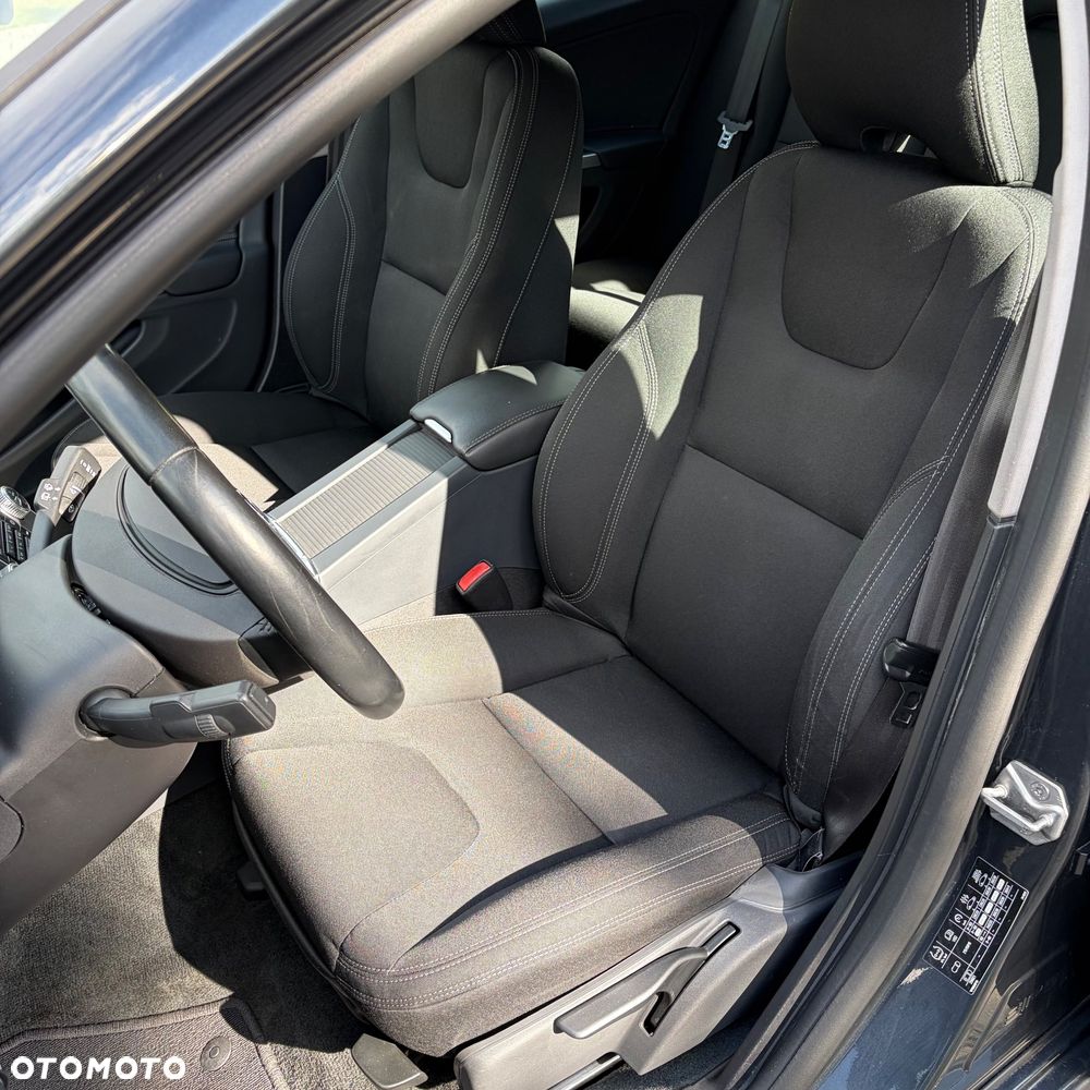 Volvo V60 D4 Business Edition - 13