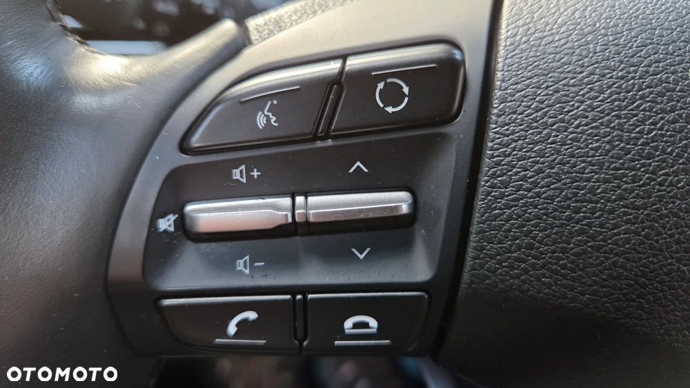 Hyundai Elantra 1.6 Comfort Premiere - 20
