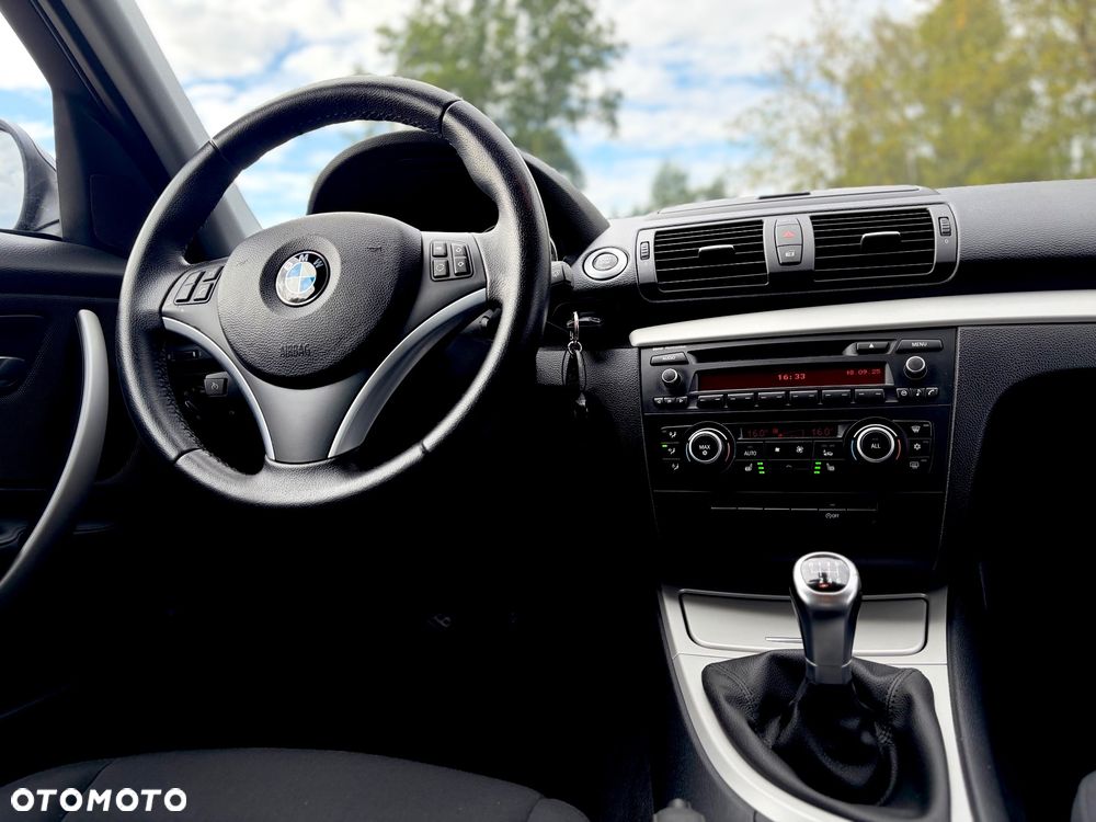 BMW Seria 1 116d DPF Edition Lifestyle - 6