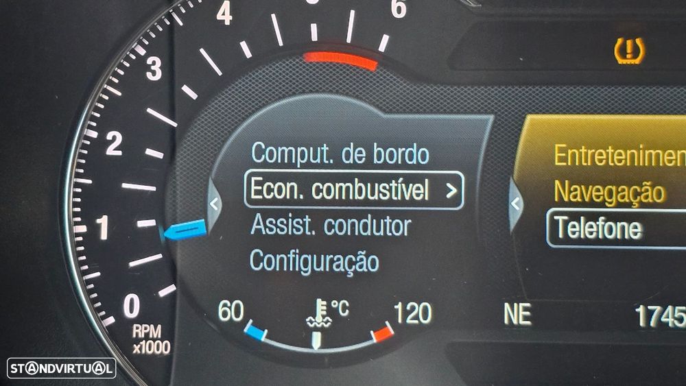 Ford S-Max 2.0 TDCi Titanium - 19