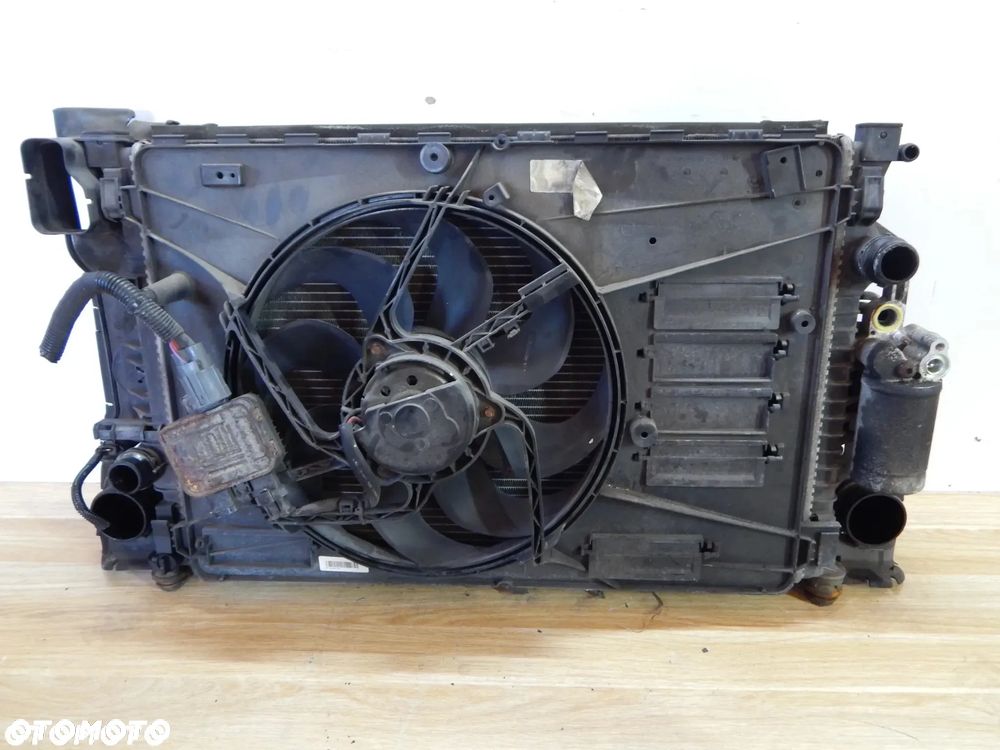 Chłodnica wiatrak moduł intercooler przód 2.0 2.4 Volvo XC60 I 08-17 Łuków części - 1