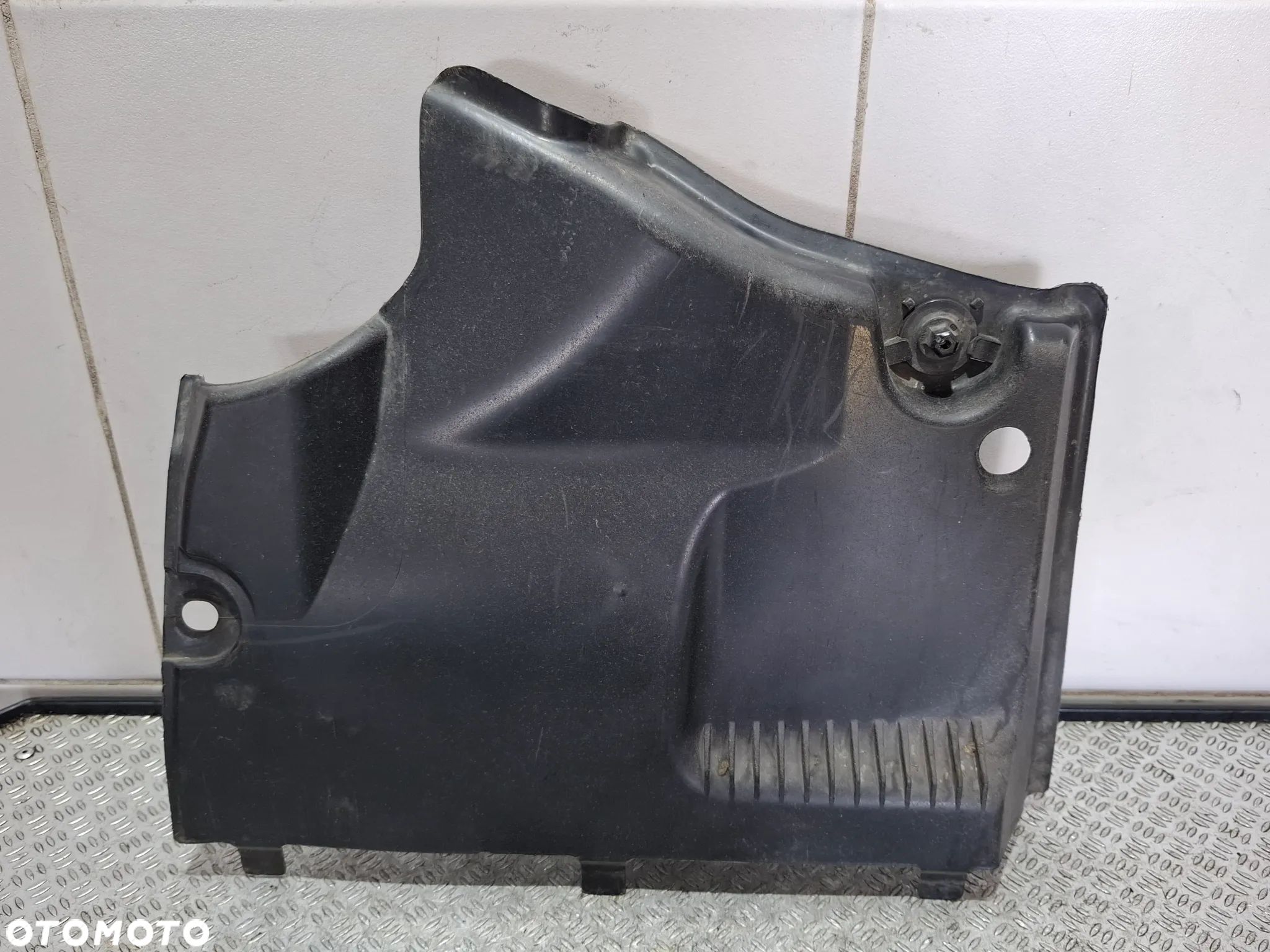 Osłona płyta podwozia lewy przód Audi A4 B8 A5 nr 8K0825201E - 1