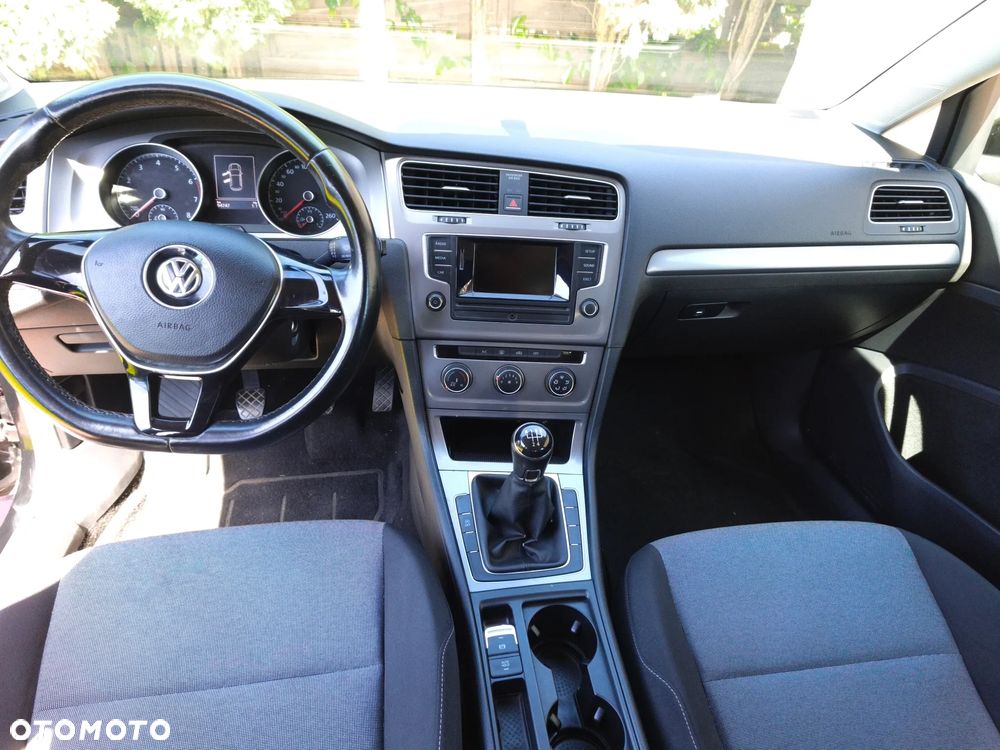 Volkswagen Golf 1.2 TSI BMT Trendline - 16