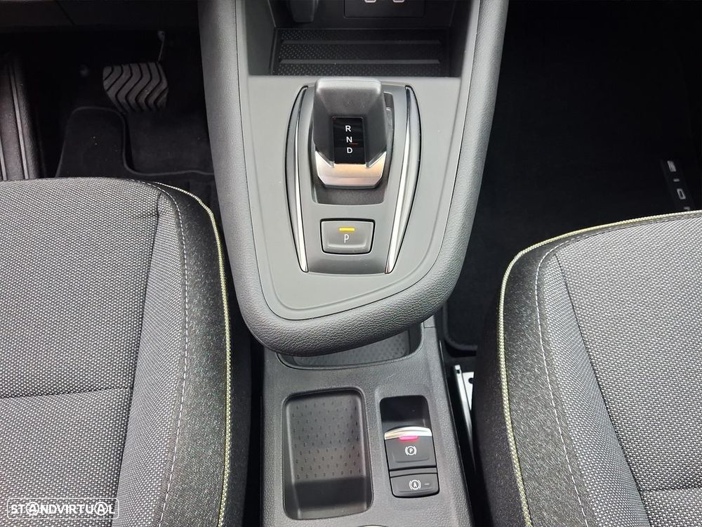 Mitsubishi Grandis 1.3 DI-T Intense 7DCT - 21
