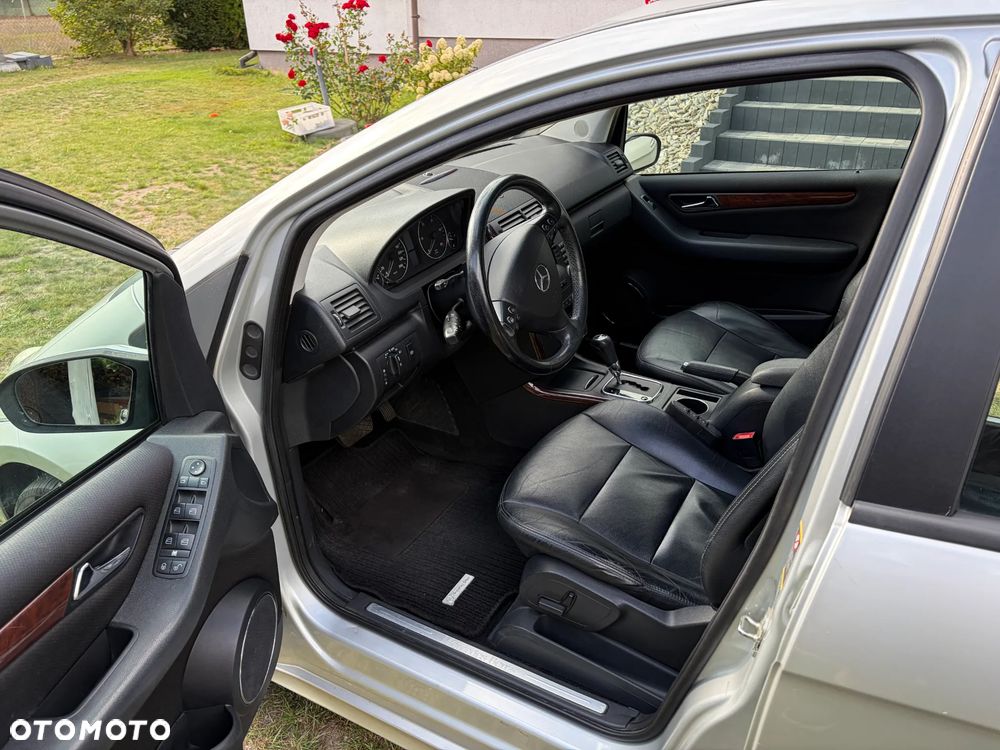 Mercedes-Benz Klasa A 200 CDI Autotronic Elegance - 13