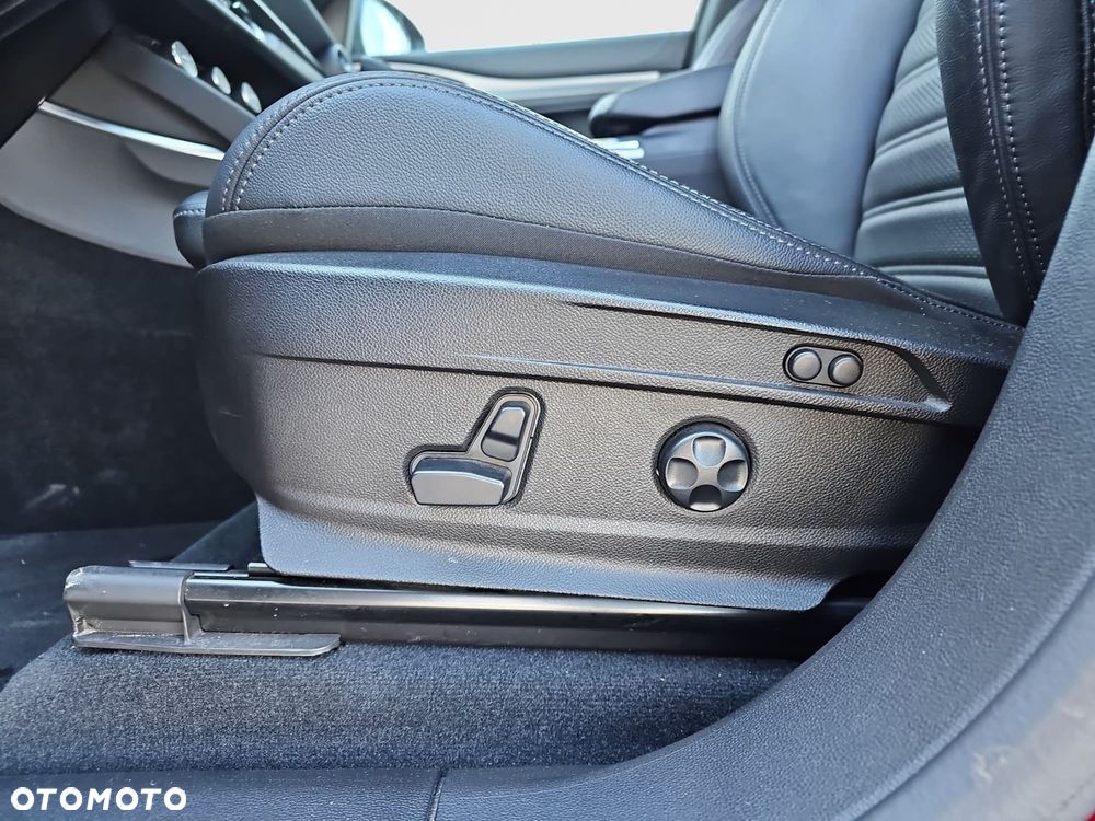 Alfa Romeo Stelvio - 19