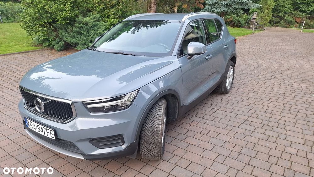 Volvo XC 40 T3 Momentum - 8