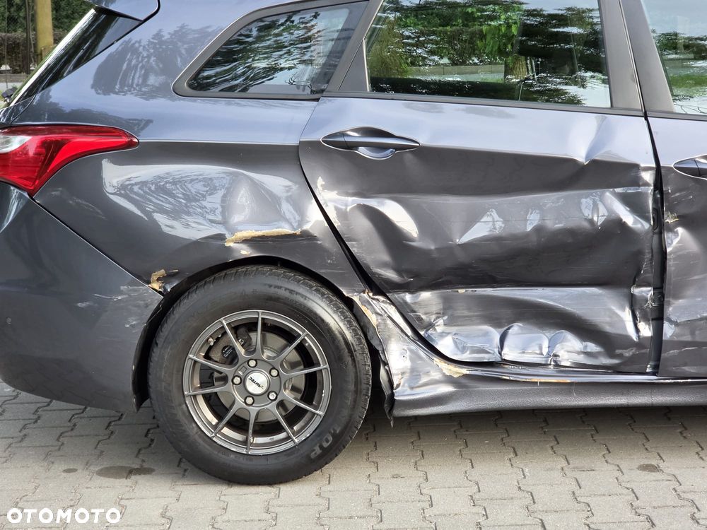 Hyundai i30 1.4 BlueDrive Classic - 5