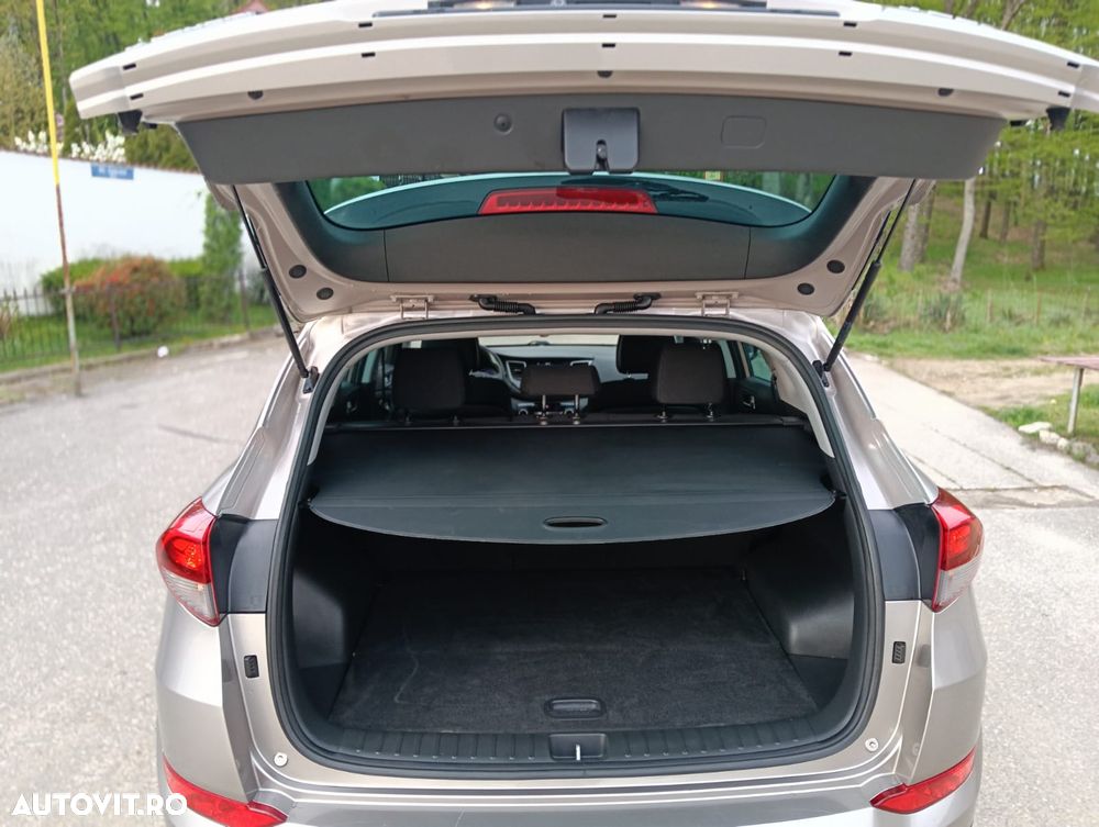 Hyundai Tucson blue 1.7 CRDi 2WD DCT Style - 25