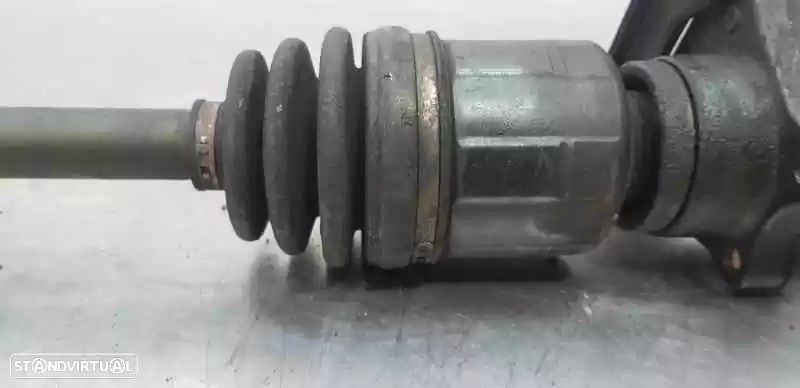 TRANSMISSÃO CENTRAL KIA SORENTO I 2004 -532103E700 - 4