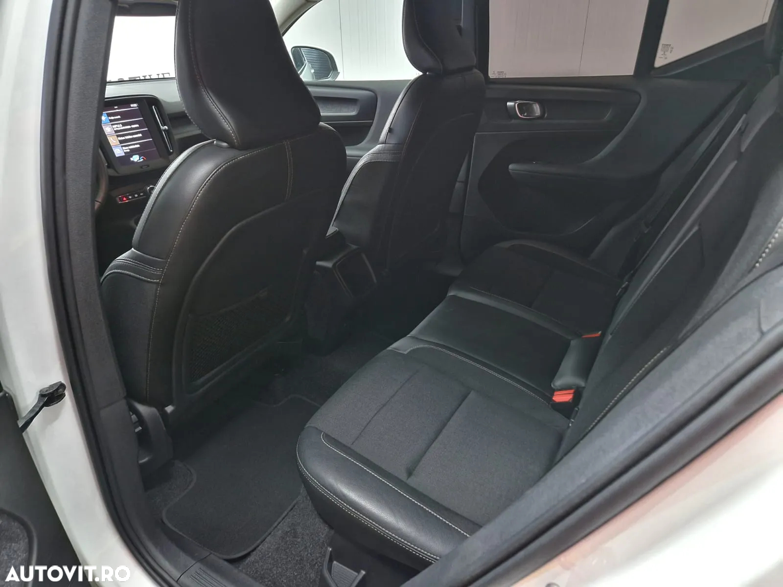 Volvo XC 40 D3 AWD Geartronic Inscription - 23