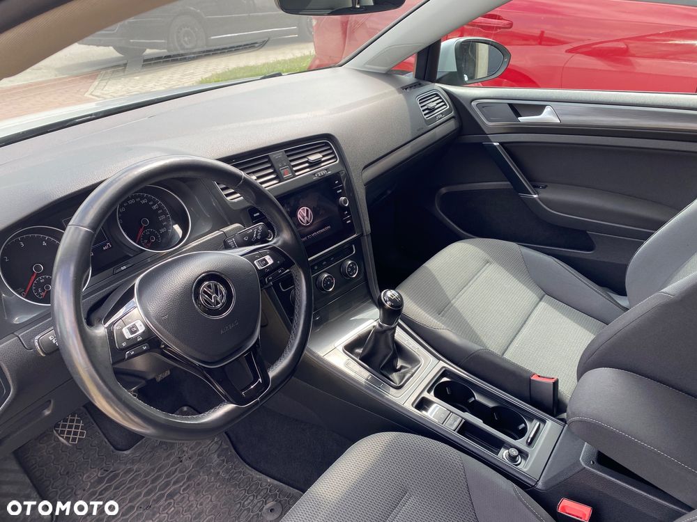 Volkswagen Golf 1.6 TDI BMT Comfortline - 15